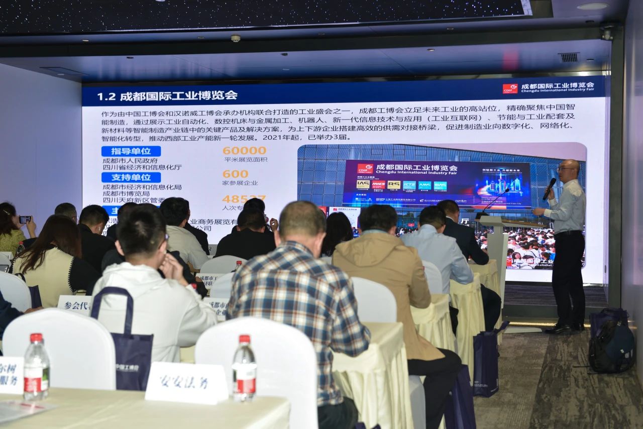 6e4cfce11e23ba6726c23dcc187bc925.jpg